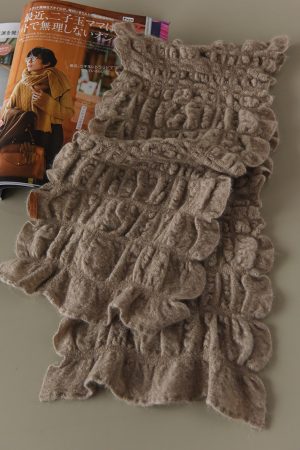 100% Cashmere Pleated Texture Short Scarf - Elegant French Style Neck Wrap for Niche Vibe Looks