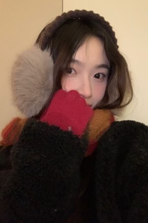 2025 Cute Solid Color Plush Warm Ear Muffs - Versatile Cold-Resistant Ear Warmers for Autumn Winter Korean Style