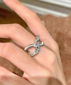 2025 European American Retro High-End Silver Brushed Sparkling Diamond Cross Ring for Women - Versatile Fashion Accessory