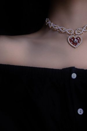 2025 French Braided Pearl Heart Necklace for Women - Versatile Clavicle Chain, Trendy INS Style Jewelry