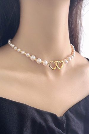 2025 French Style High-End Hollow Heart Pearl Choker Necklace - Short, Niche Design for Elegant Fashion