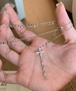 2025 High-End Cross Four-Leaf Flower Necklace for Women - Light Luxury Clavicle Chain, Exquisite Neck Accessory