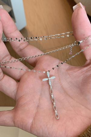 2025 High-End Cross Four-Leaf Flower Necklace for Women - Light Luxury Clavicle Chain, Exquisite Neck Accessory
