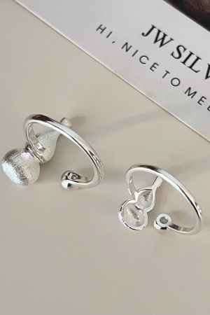 2025 Minimalist S925 Pure Silver Brushed Gourd Ring for Women, Light Luxury High-End Design, Unique Niche Style