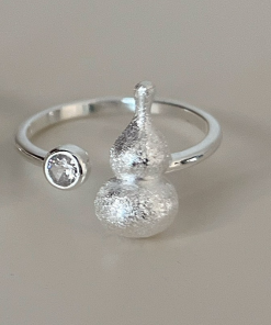 2025 Minimalist S925 Pure Silver Brushed Gourd Ring for Women, Light Luxury High-End Design, Unique Niche Style