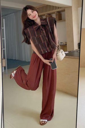 2025 New Casual Two-Piece Set: High-End Plaid Shirt and Wide-Leg Pants OOTD Outfit for Effortless Style