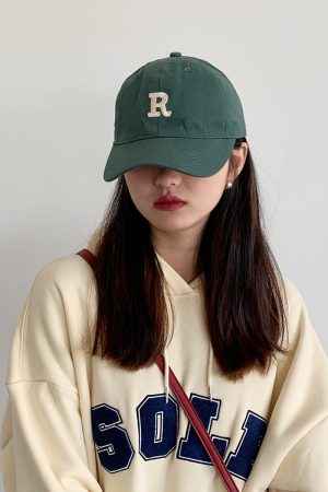 2025 Oversized Women's Baseball Cap - Slimming Face-Shaping Korean-Style Flat-Brim Sports Cap, Versatile for Men and Women