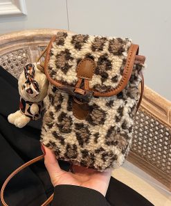 2025 Spring Summer Women's Versatile Fluffy Leopard Print Lamb Wool Shoulder Crossbody Bag