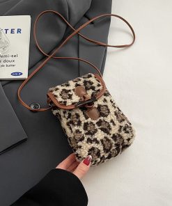 2025 Spring Summer Women's Versatile Fluffy Leopard Print Lamb Wool Shoulder Crossbody Bag