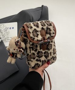 2025 Spring Summer Women's Versatile Fluffy Leopard Print Lamb Wool Shoulder Crossbody Bag