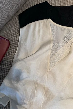 2025 Summer High-End Acetate V-Neck Lace Top - Elegant Women's Fashion for a Chic Look