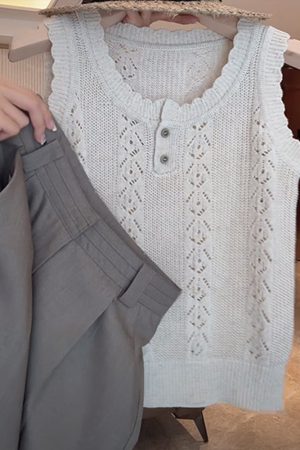 2025 Summer Hollowed-Out Linen Vest - Lightweight Boho Style for Effortless Layering