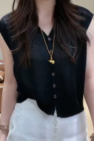 2025 Summer Simple Solid Color V-Neck Knitted Short Sleeve Women's Versatile Top - Ideal for Casual and Y2K Style