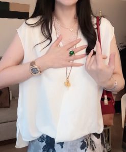 2025 Summer Solid Color V-Neck Lace Splicing Sleeveless T-Shirt for Girls - Trendy Age-Reducing Fashion Top