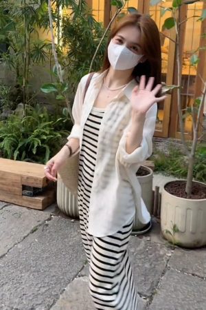 2025 Summer Women's Long Sleeve Back-Slit Cardigan Sun Protection Lightweight Outerwear