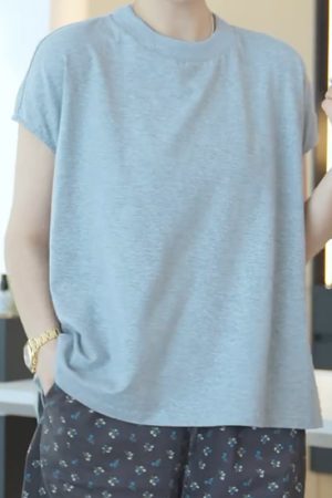 2025 Summer Women's Round Neck White Short Sleeve T-Shirt, Chic Slimming Design, Versatile Fashion Top for Effortless Style