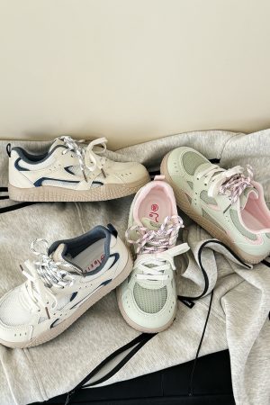 2025 Summer Women's Versatile Mesh Board Shoes - Trendy Breathable White Sneakers for Niche Street Style