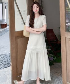 2025 Summer Women's White Patchwork Dress - High-End, Unique, Slimming Long Dress Inspired by French Design