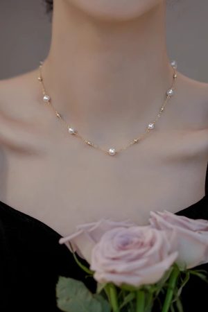 2025 Trendy Starry Sky Pearl Necklace for Women - Exquisite Light Luxury Collarbone Chain, High-End Fashion Jewelry