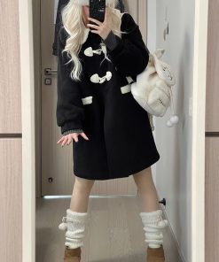 2025 Winter Women's Wool Coat with Doll Collar, Toggle Closure, Large Lapel, Small Size, JK Uniform Style