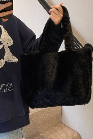2025 Women's Fluffy Plush Tote Bag - Large Capacity Furry Shoulder Handbag for Spring and Summer Fashion