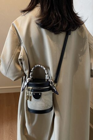 2025 Women's High-End Color-Blocking Tote Bucket Bag - Fashionable Cylindrical Shoulder Crossbody for Spring and Summer