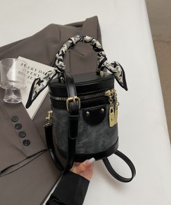 2025 Women's High-End Color-Blocking Tote Bucket Bag - Fashionable Cylindrical Shoulder Crossbody for Spring and Summer