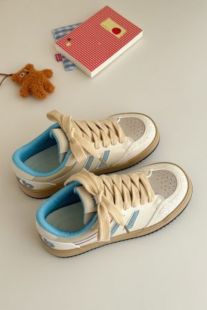 2025 Women's Hong Kong Style Chi Sneakers - Thick-Soled Casual White Shoes, Versatile Y2K Trend