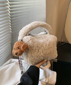 2025 Women's Lamb Wool Handbag - Plush Furry Crossbody Bag for Spring & Summer, Stylish Handheld Fluffy Bag