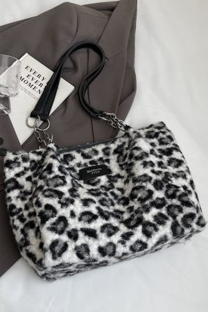 2025 Women's Leopard Print Tote Bag - Large Capacity Plush Lamb Wool Shoulder Bag for Spring and Summer Commuting
