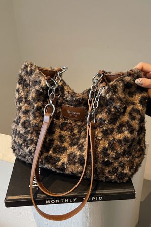 2025 Women's Leopard Print Tote Bag - Large Capacity Plush Lamb Wool Shoulder Bag for Spring and Summer Commuting