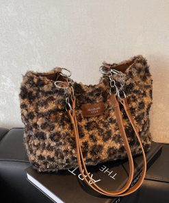 2025 Women's Leopard Print Tote Bag - Large Capacity Plush Lamb Wool Shoulder Bag for Spring and Summer Commuting