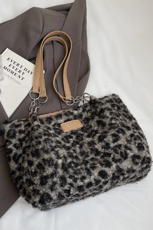 2025 Women's Leopard Print Tote Bag - Large Capacity Plush Lamb Wool Shoulder Bag for Spring and Summer Commuting