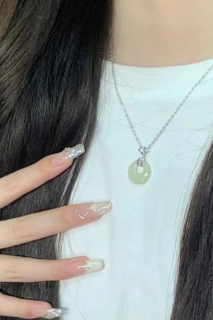 2025 Women's Lightweight Luxury Aesthetic Peace Buckle Necklace, High-End Chalcedony Pendant Clavicle Chain, Trendy Niche Design