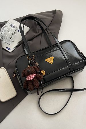 2025 Women's Oil Wax Leather Underarm Bag - Trendy Shoulder Crossbody with High-End Feel, Perfect for Spring and Summer Commuter Style