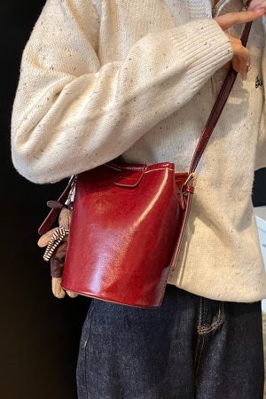 2025 Women's Retro Bucket Bag - Casual Crossbody Shoulder Style for Spring and Summer - Trendy Versatile Fashion Accessory