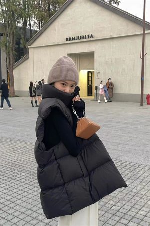 2025 Women's Slim Fit Down Vest - Pumpkin Outerwear, Versatile Black Sleeveless Jacket for Winter Fashion