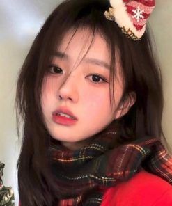 3D Christmas Snowflake Hair Clip - Cute Plush Bangs Accessory for Festive Style