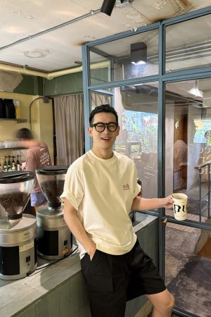3D Letter Print Short Sleeve T-Shirt for Men - Summer Niche Design, Korean Minimalist Style, Trendy Casual Wear