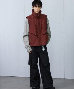 3D Pocket Padded Vest in Urban Style - Trendy Roaring Beast Design for Streetwear, Layering, and Casual Fashion