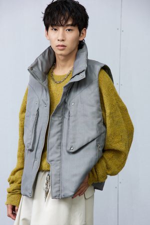 3D Pocket Padded Vest in Urban Style - Trendy Roaring Beast Design for Streetwear, Layering, and Casual Fashion