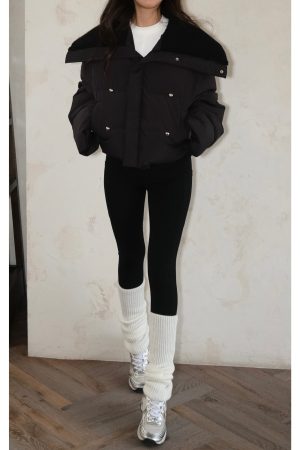90s Style White Duck Down Jacket for Women - Thick Warm Short Coat with Overturned Collar for Winter Fashion