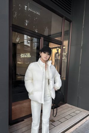 90s White Duck Down Jacket for Women - Stand Collar Warm Bread Coat, Stylish and Cozy Winter Outerwear