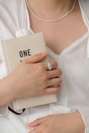 925 Pure Silver Textured White Agate Ring for Women - High-End Minimalist Floating Open Finger Design