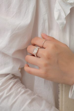 925 Pure Silver Textured White Agate Ring for Women - High-End Minimalist Floating Open Finger Design