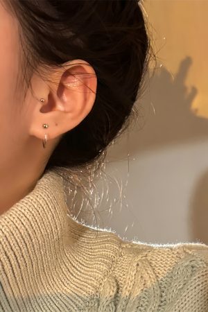 925 Silver Circle Stud Earrings for Women, High-End Round Hoop Design, Trendy Cartilage Ear Accessories
