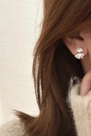 925 Silver Ginkgo Leaf Earrings, Exquisite Niche Design, Personalized Light Luxury Fashion, Elegant Statement Jewelry for Everyday Wear
