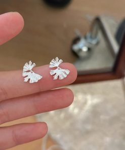 925 Silver Ginkgo Leaf Earrings, Exquisite Niche Design, Personalized Light Luxury Fashion, Elegant Statement Jewelry for Everyday Wear
