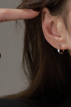 925 Silver MÃ¶bius Ear Hoops - Light Luxury Minimalist Earrings for Sleep & Everyday Wear - High-End Niche Design