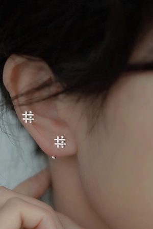 925 Silver Needle Grid Ear Studs - Minimalist Exquisite Design, High-End Feel, Sleep-Friendly Versatile Earrings for Everyday Wear